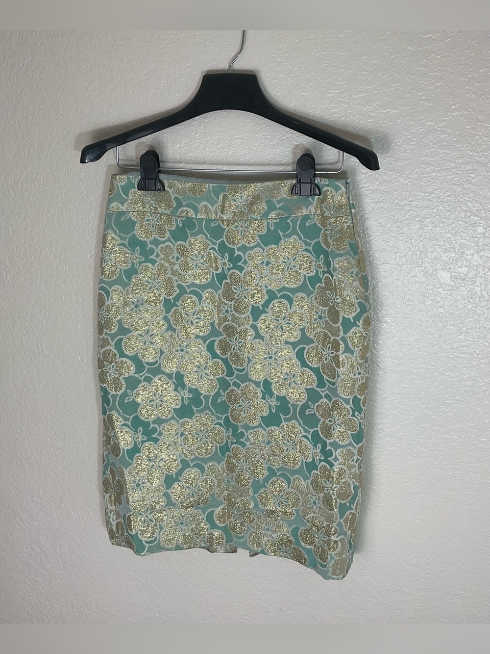 Banana Republic Silk Blend Gold Floral Jacquard Pencil Skirt Size 2 Fair